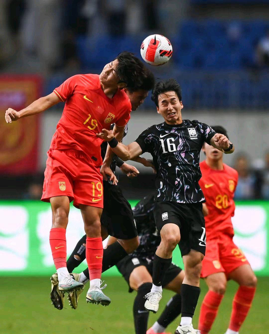 东亚杯-日本1-0韩国三场全胜成功卫冕的简单介绍